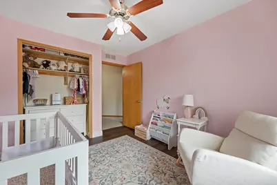 2419  Fox River Pkwy #A, Waukesha, WI 53189 - Photo 25