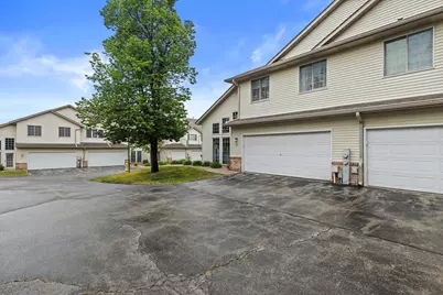 2419  Fox River Pkwy #A, Waukesha, WI 53189 - Photo 39