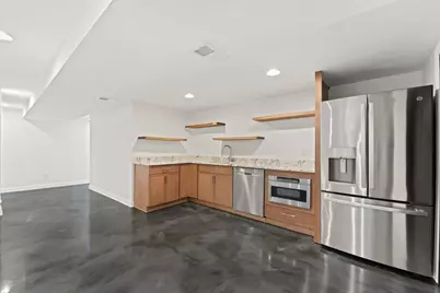 10541 S McGraw Dr, Oak Creek, WI 53154 - Photo 23