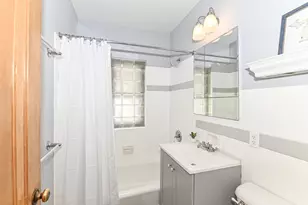 2320 N 62nd St, Wauwatosa, WI 53213 - Photo 23