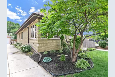 2320 N 62nd St, Wauwatosa, WI 53213 - Photo 45