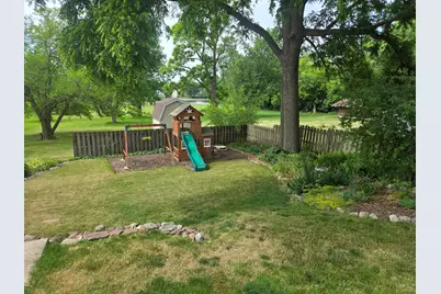 606 E Sherman Ave, Fort Atkinson, WI 53538 - Photo 11