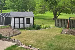 606 E Sherman Ave, Fort Atkinson, WI 53538 - Photo 9
