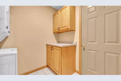 2440  Carmen Ave, Sheboygan, WI 53081 - Photo 17