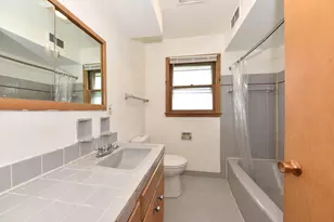 4678 N 84th St, Milwaukee, WI 53225 - Photo 9