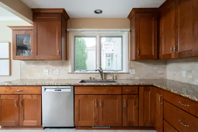 2518 N Harding Blvd, Wauwatosa, WI 53226 - Photo 17