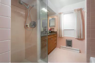 2518 N Harding Blvd, Wauwatosa, WI 53226 - Photo 25