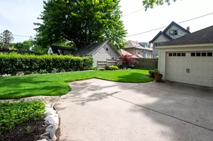 3446 N Frederick Ave, Milwaukee, WI 53211 - Photo 69