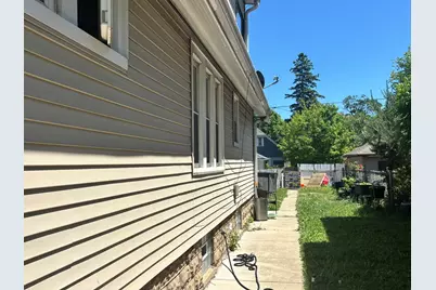 2712 N 50th St, Milwaukee, WI 53210 - Photo 7