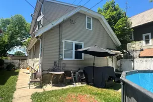 2712 N 50th St, Milwaukee, WI 53210 - Photo 9