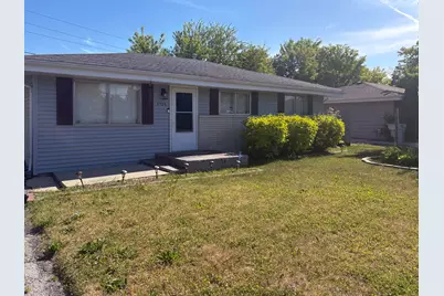 5735 W Green Tree Rd, Milwaukee, WI 53223 - Photo 1