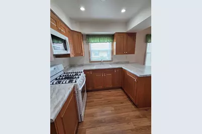 9145 W Allerton Ave #9147, Greenfield, WI 53228 - Photo 15