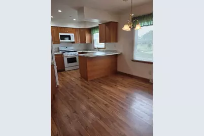 9145 W Allerton Ave #9147, Greenfield, WI 53228 - Photo 11