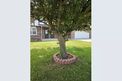 9145 W Allerton Ave #9147, Greenfield, WI 53228 - Photo 3