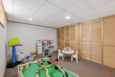 4030 N Larkin St, Shorewood, WI 53211 - Photo 23
