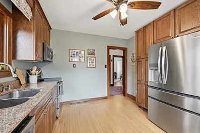 4030 N Larkin St, Shorewood, WI 53211 - Photo 13
