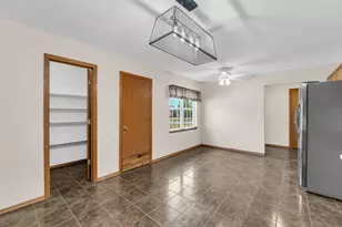 1404 Willow Ln, Harvard, IL 60033 - Photo 11
