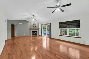 1404 Willow Ln, Harvard, IL 60033 - Photo 21