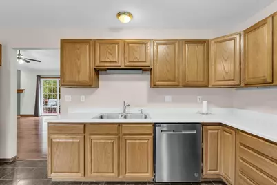 1404  Willow Ln, Harvard, IL 60033 - Photo 13