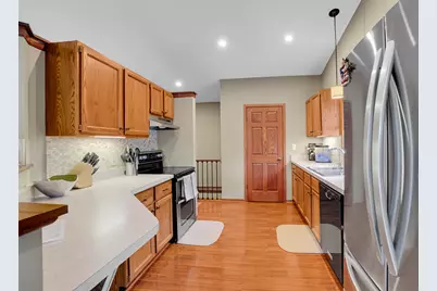 N24W22526  Beechwood Ln, Pewaukee, WI 53186 - Photo 7