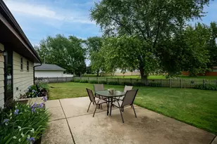 2725 Red Maple Ct, Racine, WI 53402 - Photo 21