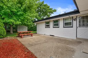 5661 S 24th St, Milwaukee, WI 53221 - Photo 25
