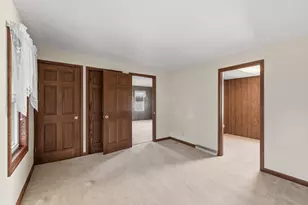1424 12th Ave, Grafton, WI 53024 - Photo 3