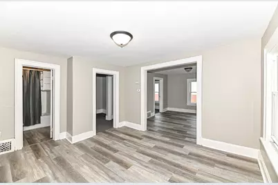 1218 N Memorial Dr, Racine, WI 53404 - Photo 23