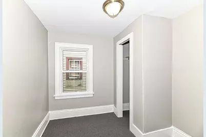 1218 N Memorial Dr, Racine, WI 53404 - Photo 13