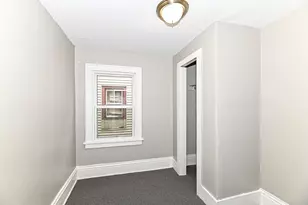 1218 N Memorial Dr, Racine, WI 53404 - Photo 13