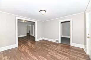 1218 N Memorial Dr, Racine, WI 53404 - Photo 5