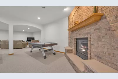 420 N Country Ln, Fond du Lac, WI 54935 - Photo 13