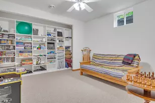 420 N Country Ln, Fond du Lac, WI 54935 - Photo 15