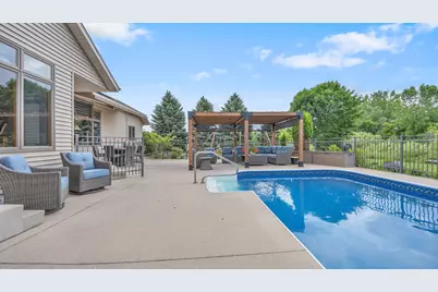 420 N Country Ln, Fond du Lac, WI 54935 - Photo 25