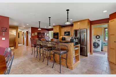 3720  Briarwood Ln, Manitowoc, WI 54220 - Photo 19