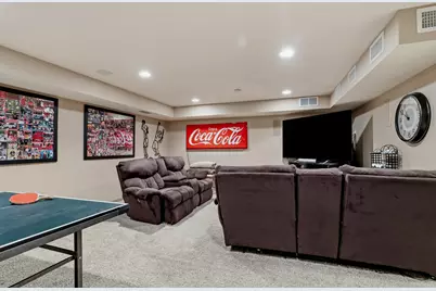3720  Briarwood Ln, Manitowoc, WI 54220 - Photo 51