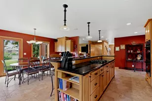 3720 Briarwood Ln, Manitowoc, WI 54220 - Photo 17