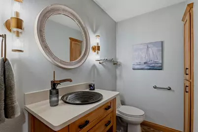 3720  Briarwood Ln, Manitowoc, WI 54220 - Photo 23
