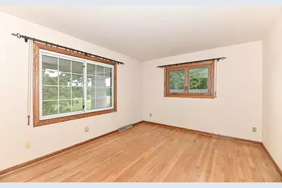 S63W16525  College Ave, Muskego, WI 53150 - Photo 41