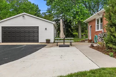 3820  Meachem Rd, Racine, WI 53403 - Photo 29