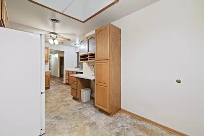 3120  Wood Rd #13F, Racine, WI 53406 - Photo 13