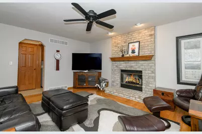 W160N10664  Fieldstone Pass, Germantown, WI 53022 - Photo 13