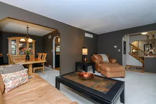 W160N10664 Fieldstone Pass, Germantown, WI 53022 - Photo 5
