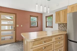 415 Adams St, Sheboygan Falls, WI 53085 - Photo 9