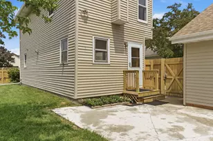 415 Adams St, Sheboygan Falls, WI 53085 - Photo 23