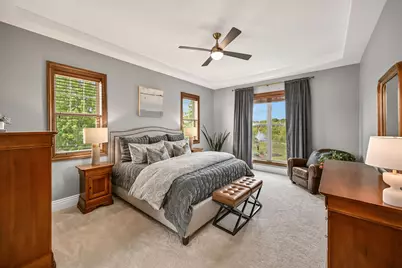 11511 N Oakview Ct, Mequon, WI 53092 - Photo 17