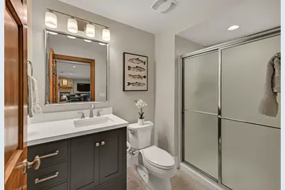 11511 N Oakview Ct, Mequon, WI 53092 - Photo 33