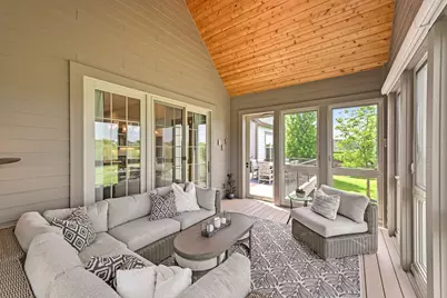 11511 N Oakview Ct, Mequon, WI 53092 - Photo 15