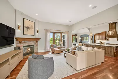 11511 N Oakview Ct, Mequon, WI 53092 - Photo 5