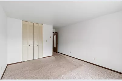 125 N University Dr #105, West Bend, WI 53095 - Photo 7